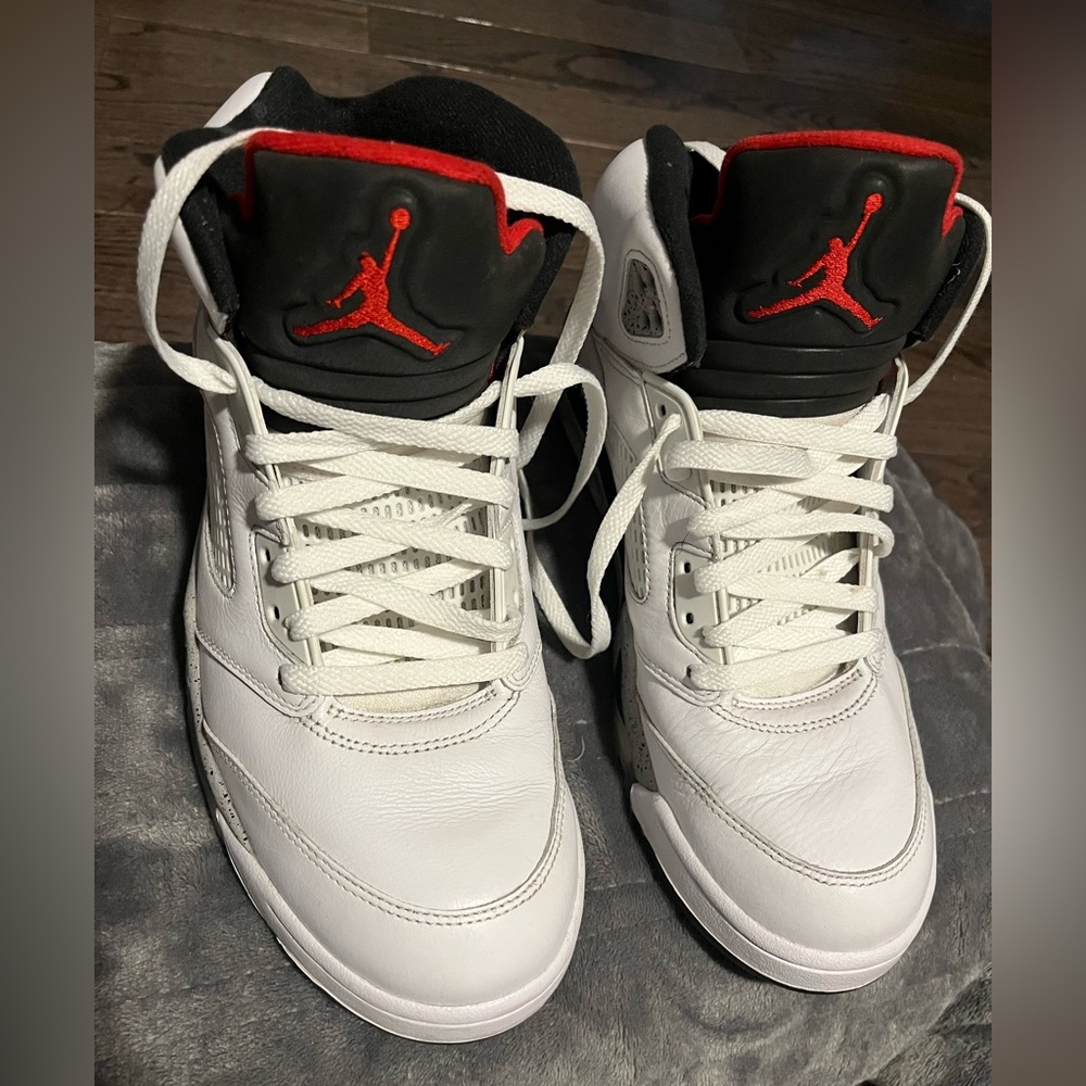 Air Jordan 5 white w/red&black tongue
